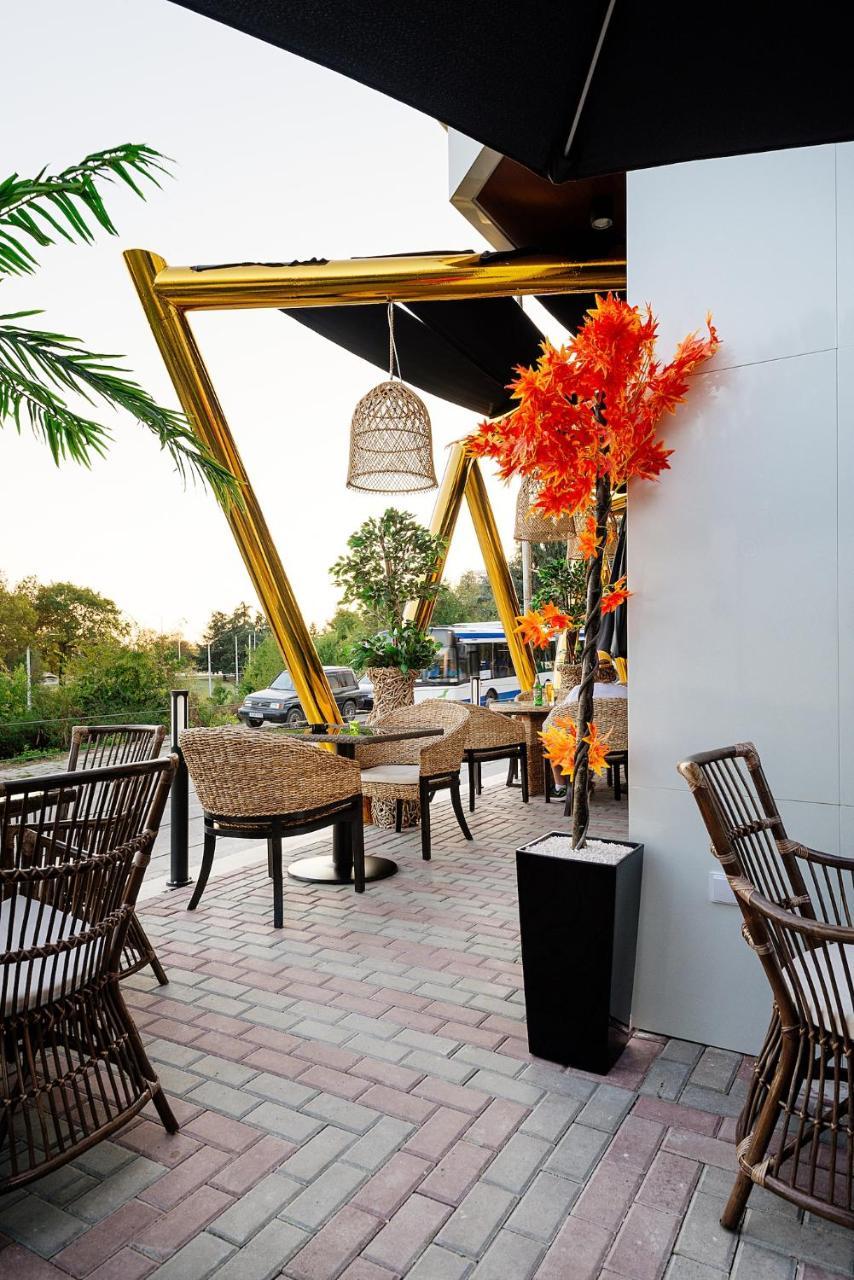 Opu Boutique Hotel Varna Exteriör bild