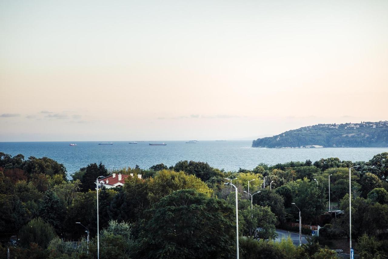 Opu Boutique Hotel Varna Exteriör bild